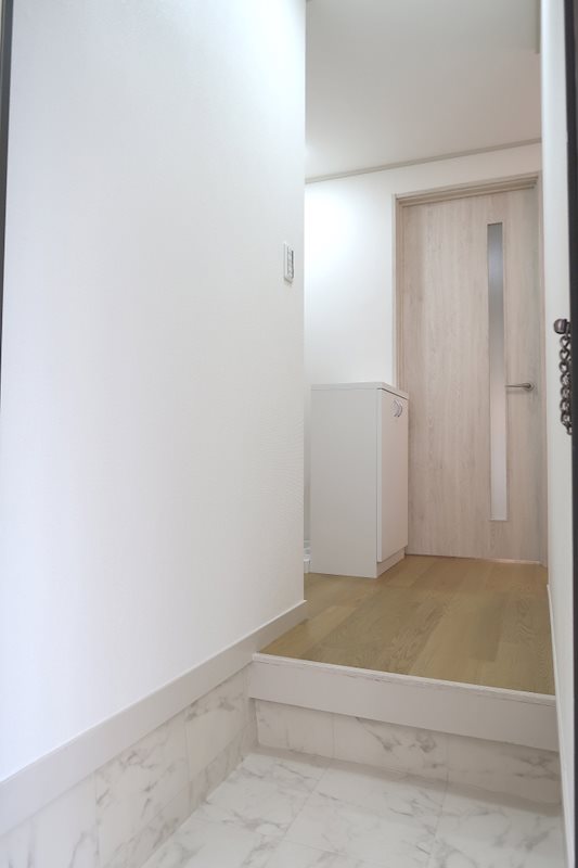 パレス赤堤  玄関