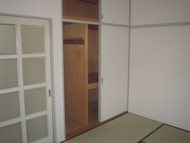 ハイツ大庭   ベッドルーム