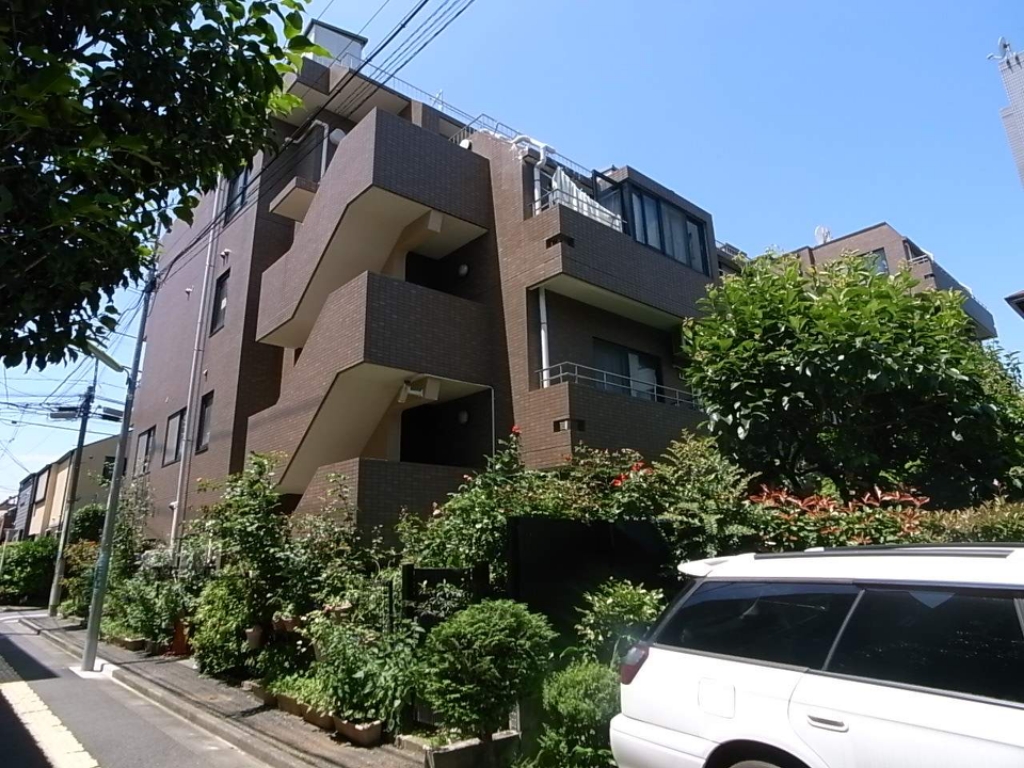 カテリーナ梅ヶ丘 3階号室 外観