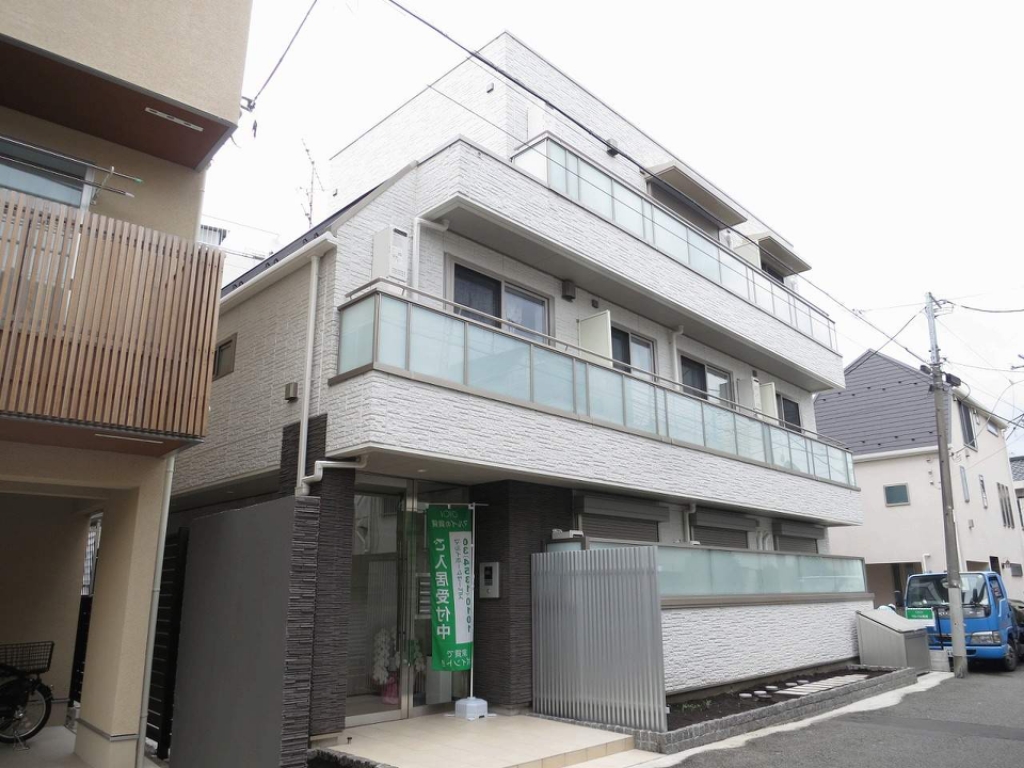 Ｌｕｘｅ　Ｍａｔｓｕｂａｒａ 203号室 外観