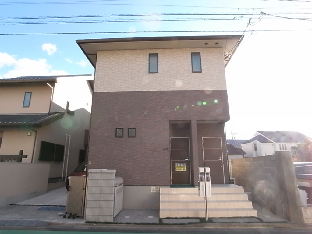 カーサクワトロ B号室 外観