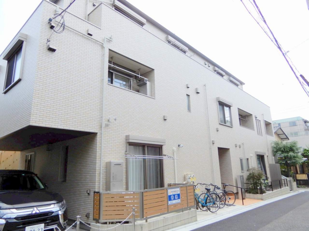 プランドールハネギ 203号室 外観