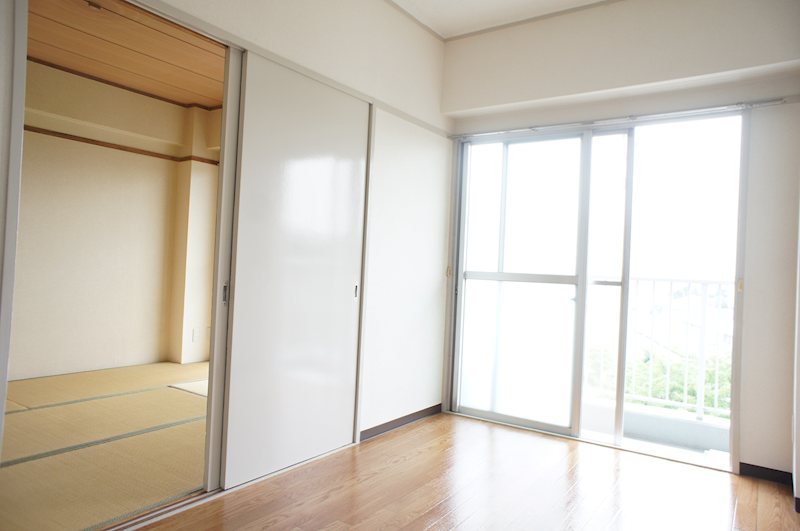 正吉マンション 玄関