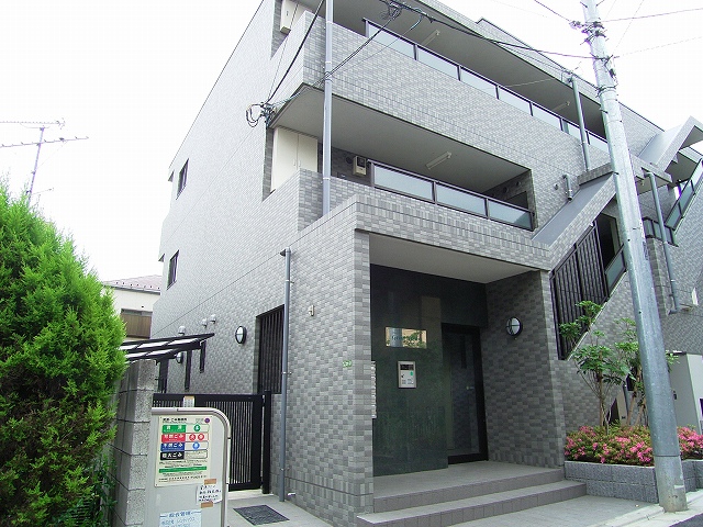 グリューンハイム 303号室 外観