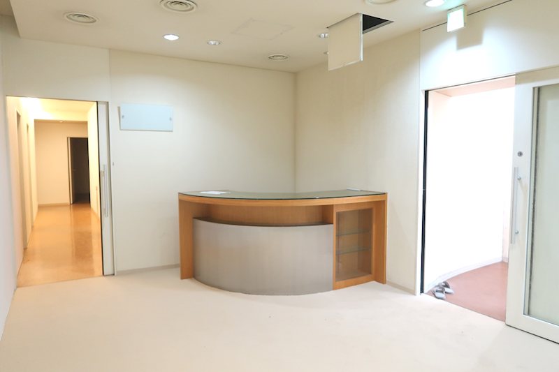玉川第二ビル 玄関