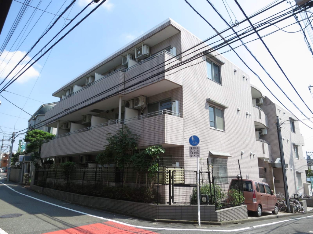 エスタ梅ヶ丘 302号室 外観