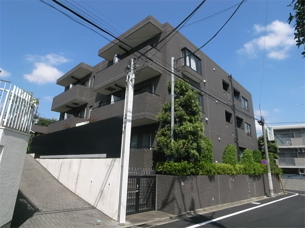 ゼフィール梅丘 302号室 外観