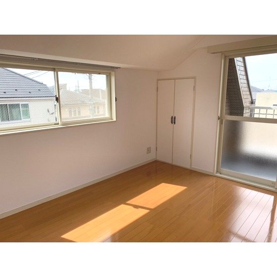 松の木ハイツ  ベッドルーム