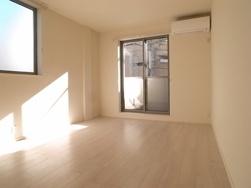 フラックス経堂 玄関