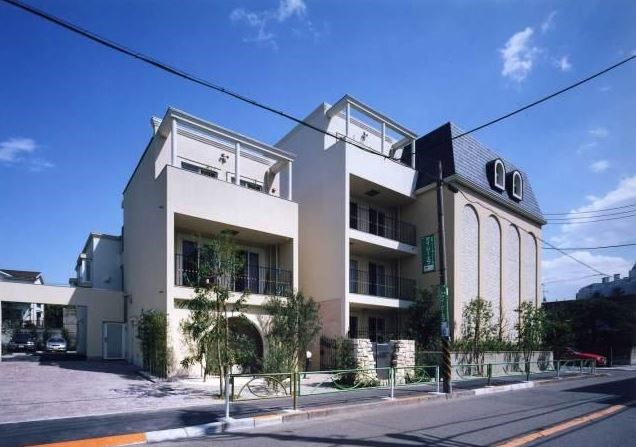 ラ・ベラ・ヴィータ 202号室 外観