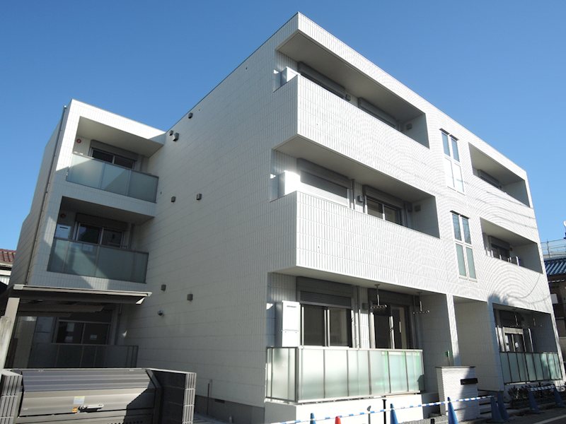 メゾン　ド　グレイス 301号室 外観