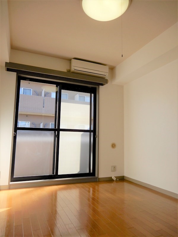 ウインベルソロ世田谷赤堤 玄関