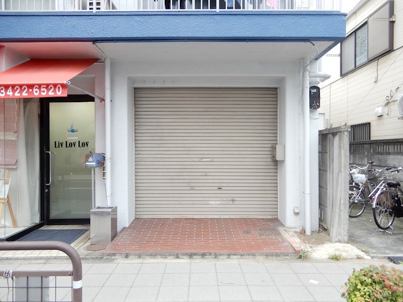 橘ビル　【店舗】 玄関