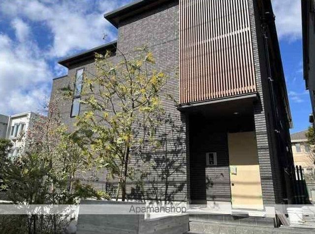 ＧＡＲＤＥＮ　ＴＥＲＲＡＣＥ　ＷＥＳＴ 103号室 外観