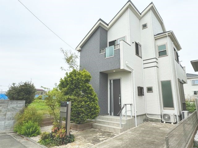 元和泉2丁目戸建(2-2-19) 外観