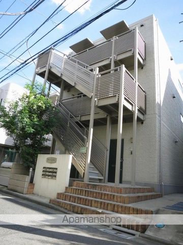 グリーンパル 301号室 外観