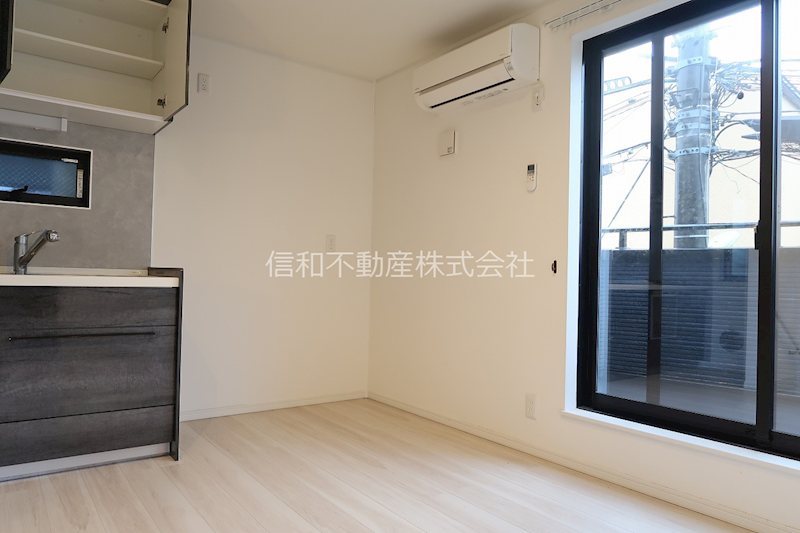 代田4161戸建 リビング