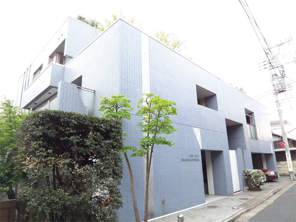 パインヒルズ東松原  302号室 外観