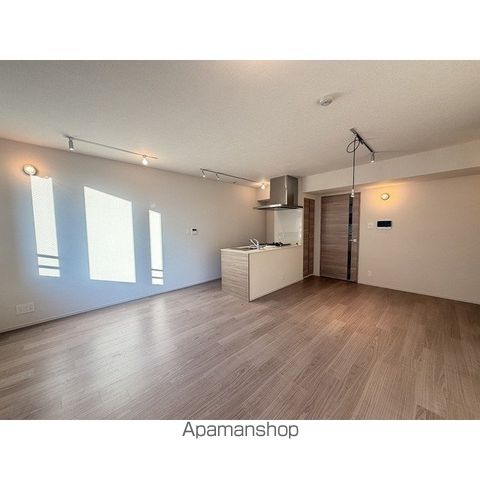 Ｌｕｍｉｎａ　Ｃｏｕｒｔ　Ｔａｋａｉｄｏ その他3