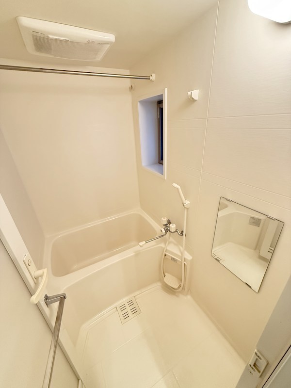 アヴィターレ小山  風呂画像