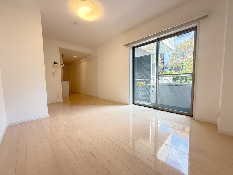 アヴィターレ小山 リビング