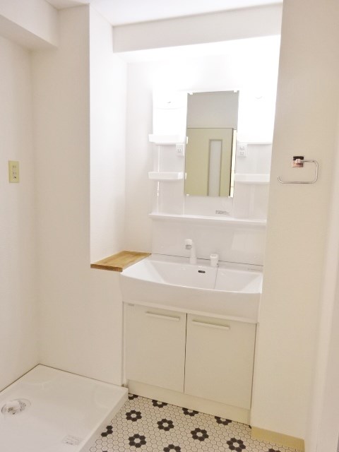 ティンバー小林 その他4