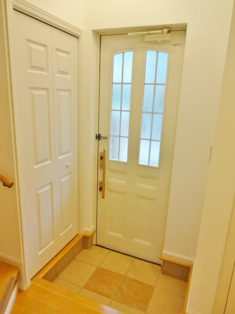 マノワールアトリオ 玄関