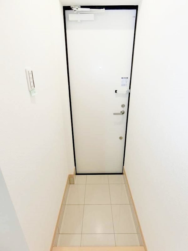 シース大森 玄関