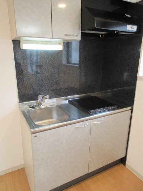 アヴィターレ目黒 キッチン