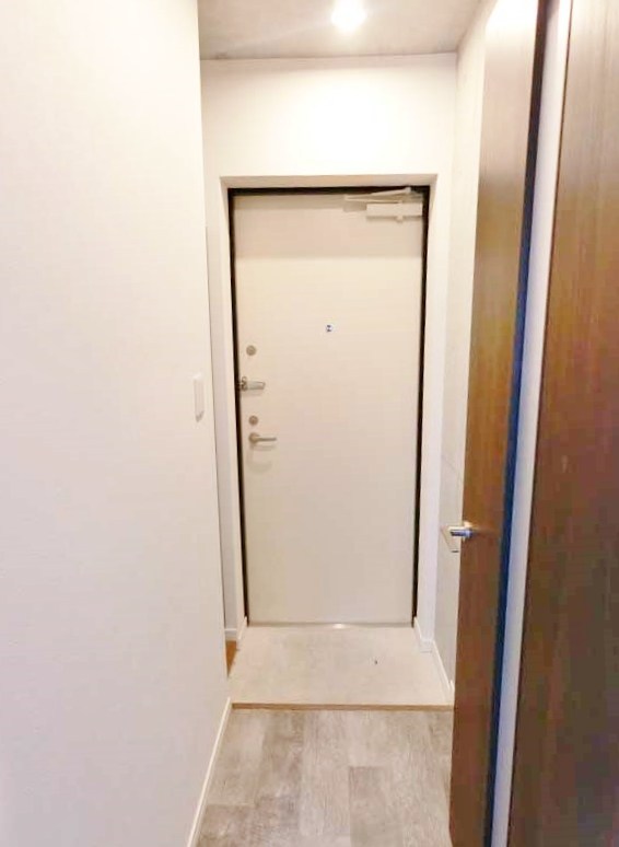 ロータス都立大学 玄関