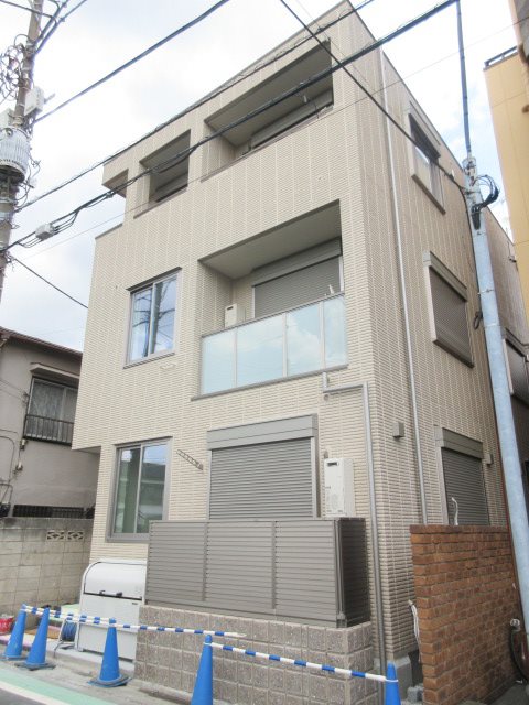 ルナ 302号室 外観