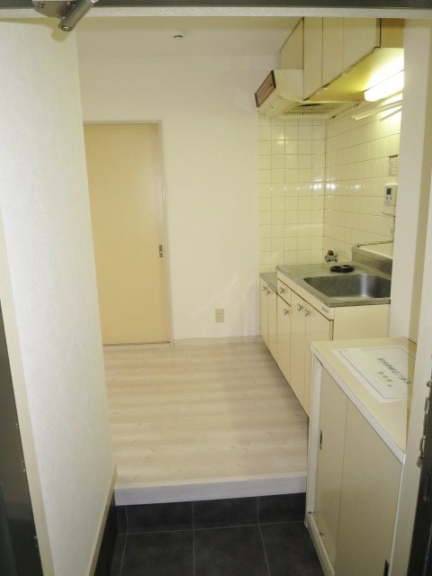 ハイツカワバタ 玄関