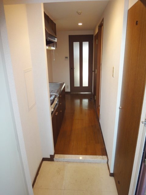 チャペルヒル東大井  玄関