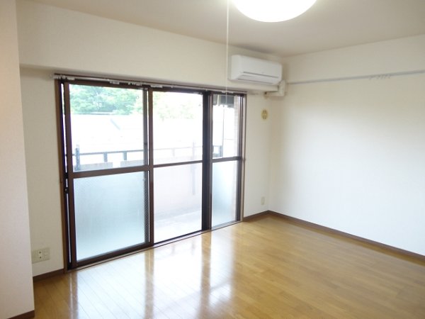 チャペルヒル東大井 リビング