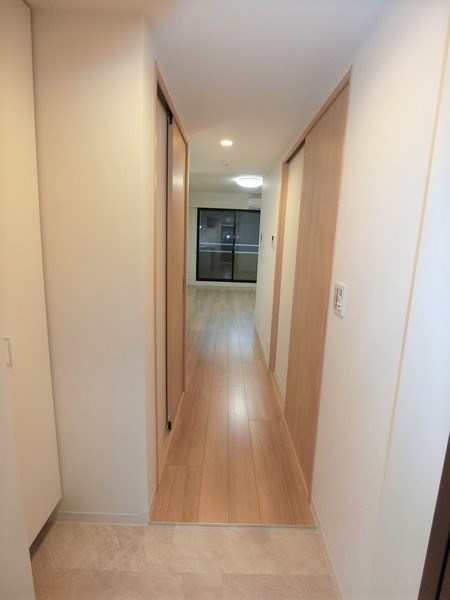 グランデール大森 玄関