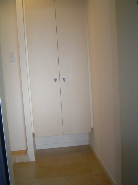 WELL House　東大井 玄関