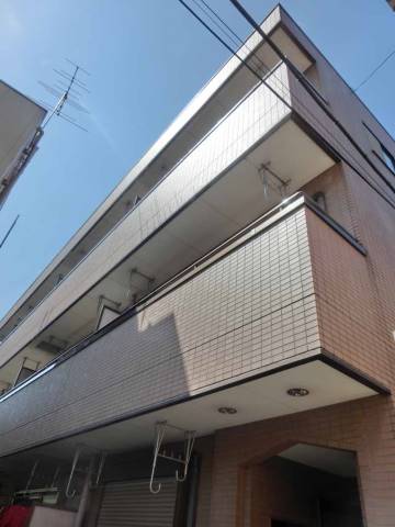 アーバンロジェ 302号室 外観