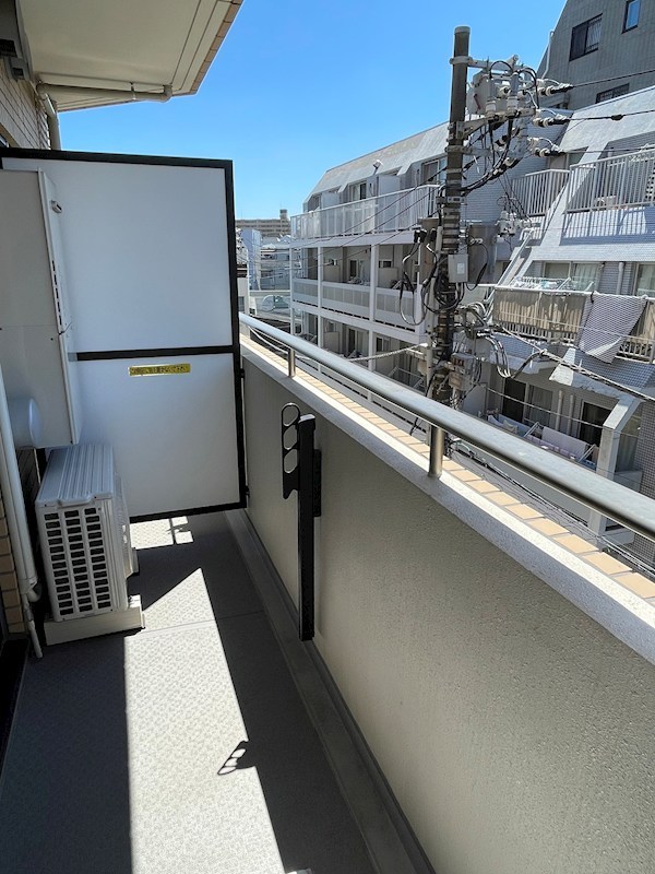 旗の台アパートメント ベランダ