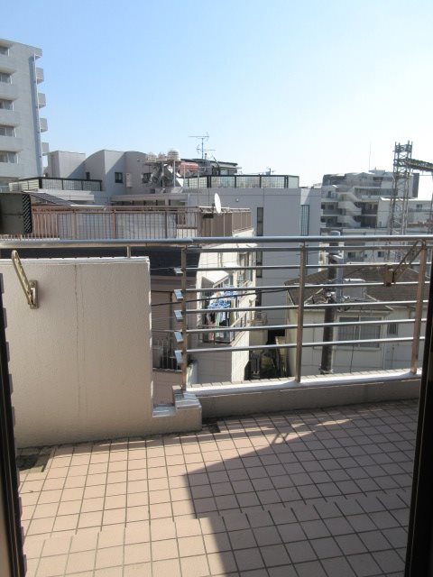 ウインズ洗足池 ベランダ