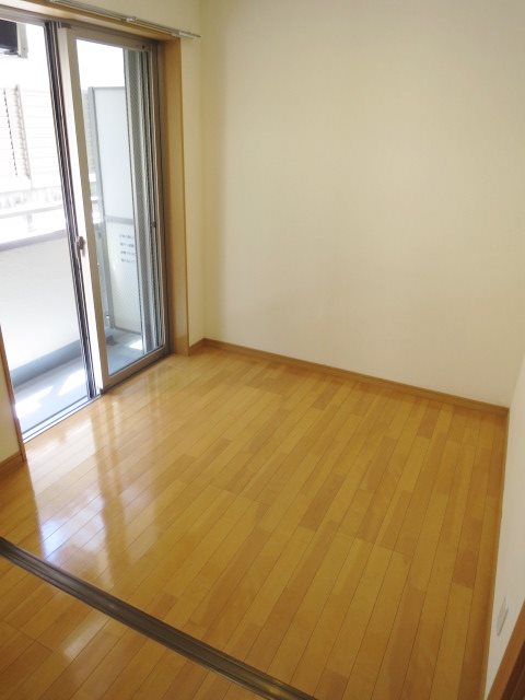 メゾン・ド・千代田 ベッドルーム