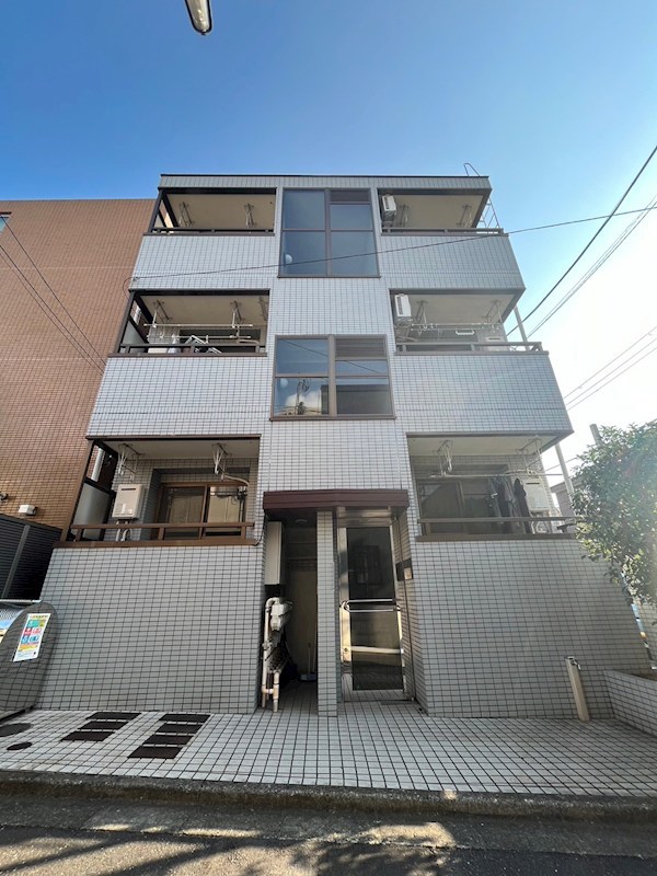 メゾン・アイル 302号室 外観