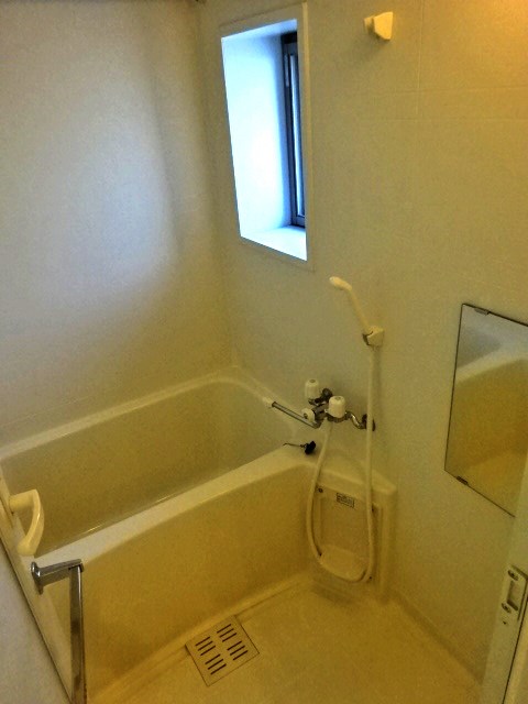 アヴィターレ小山  風呂画像
