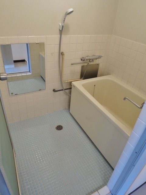 ヴィラ木の芽坂 風呂画像