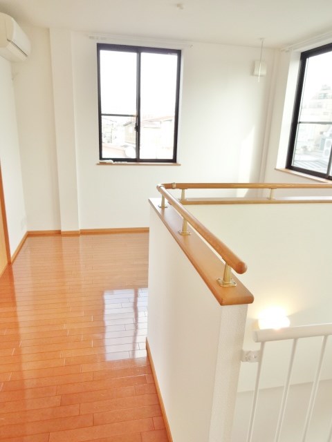 WEST　HILL その他10