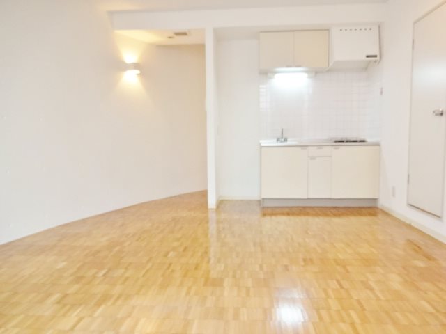 オリンピア リビング