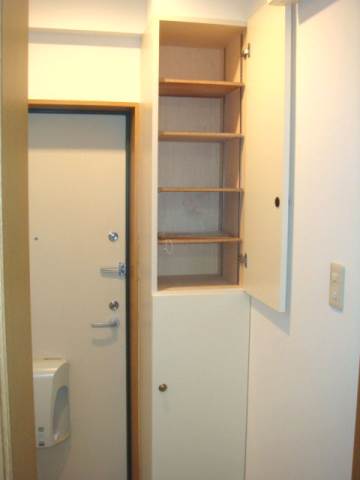 湯建大森北ビルⅠ 玄関