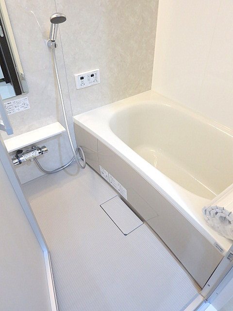 グランエステート大井  風呂画像