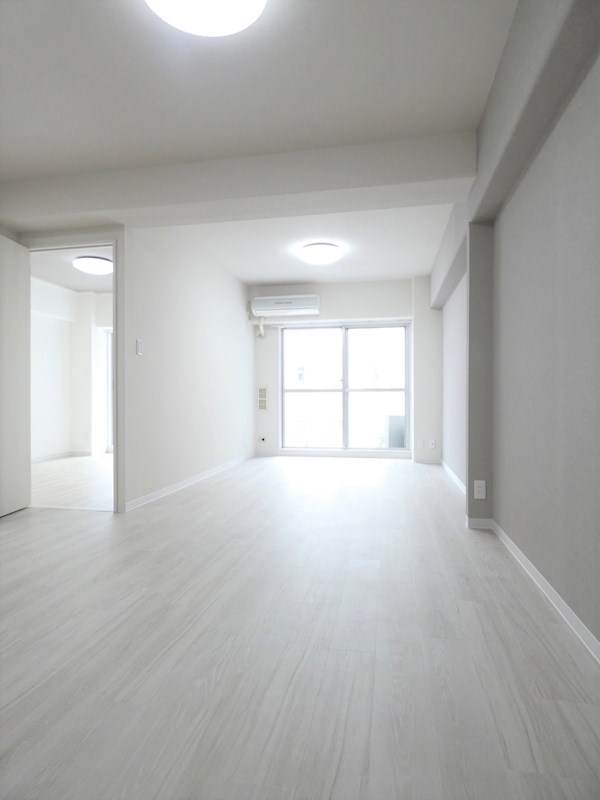 メガロン大井町 リビング