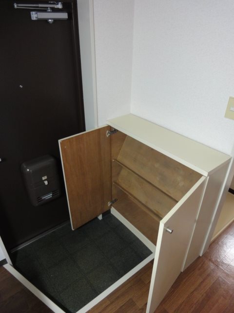 みなともハイツ南品川 玄関