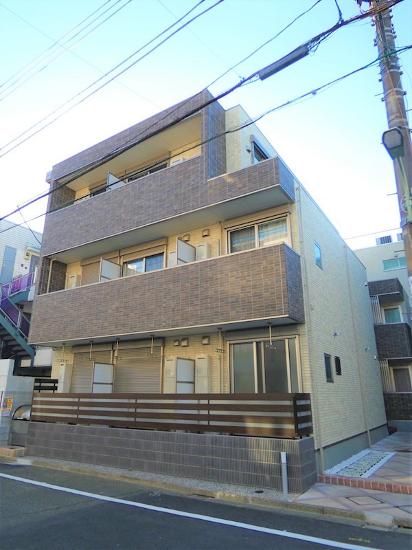 アルシオーネ 302号室 外観